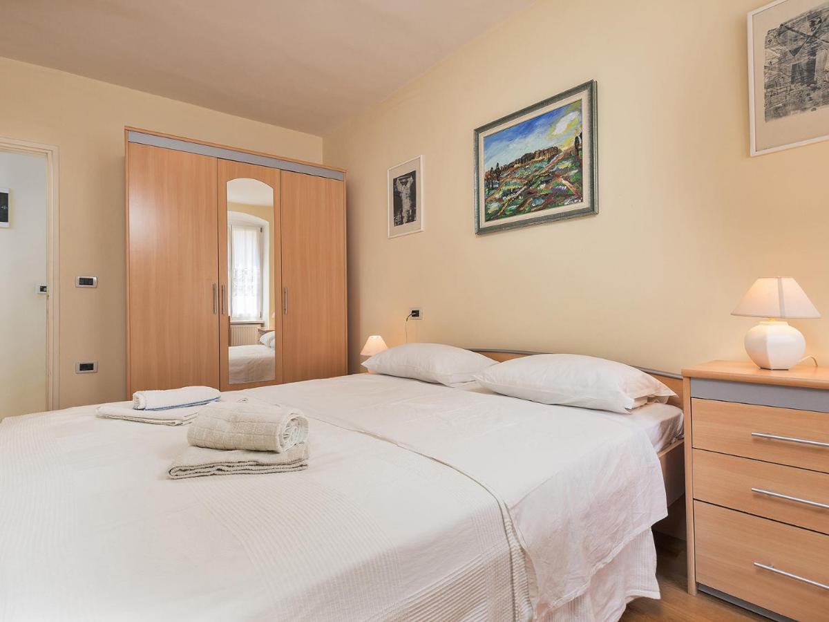 Ferri Fi 2Bdr Apartment By Irundo Rovinj Luaran gambar